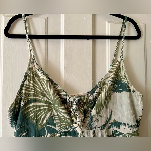 Aerie Tie Front Printed Jumpsuit, size XL - Picture 3 of 5